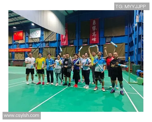 羽毛球专题：深入探讨上海羽毛球队默契配合与战术协作的成功之道